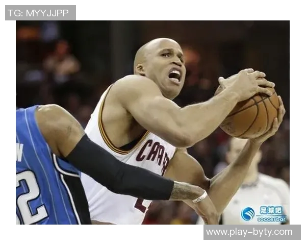 杰弗森回顾历史级别光头球员的辉煌成就与影响力分析 杰弗森回顾历史级别光头球员的辉煌成就与影响力分析