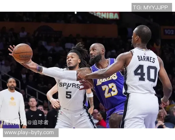 肯扬马丁直言湖人球员对雷迪克缺乏尊重只因他不敢批评詹姆斯与东契奇